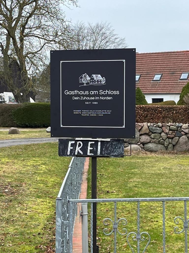 Gasthaus Am Schloss Karlsburg Esterno foto